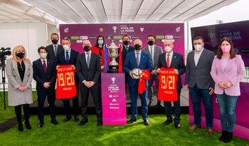 04/02/2021 Fútbol.- Málaga promete "estar