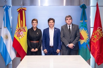30/10/2026 La presidenta Chivite junto al gobernador de la provincia de Buenos Aires y el embajador de España en Argentina
POLITICA
GOBIERNO DE NAVARRA
