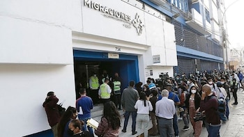 Migraciones supera los 27 mil pasaportes tramitados sin cita previa: lo que debes saber si aún no lo haces
