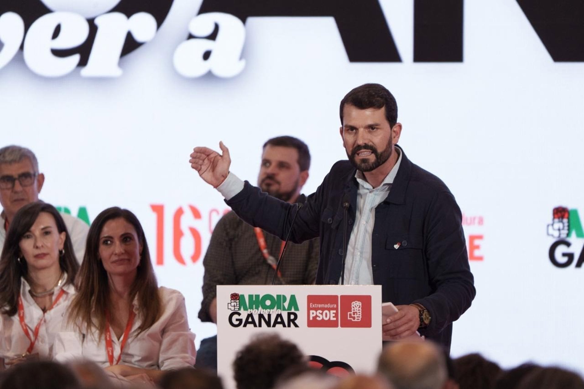 EXTREMADURA EN ALERTA: PSOE Denuncia Pacto PP-Vox "Inconstitucional