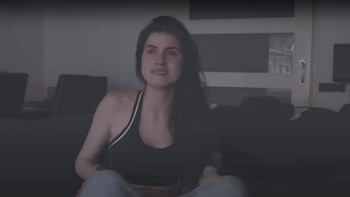 Abby en el video 'carta