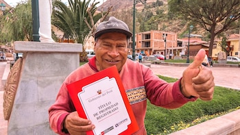 Cusco: más de 1.100 títulos de propiedad llegan a familias e instituciones de las 13 provincias