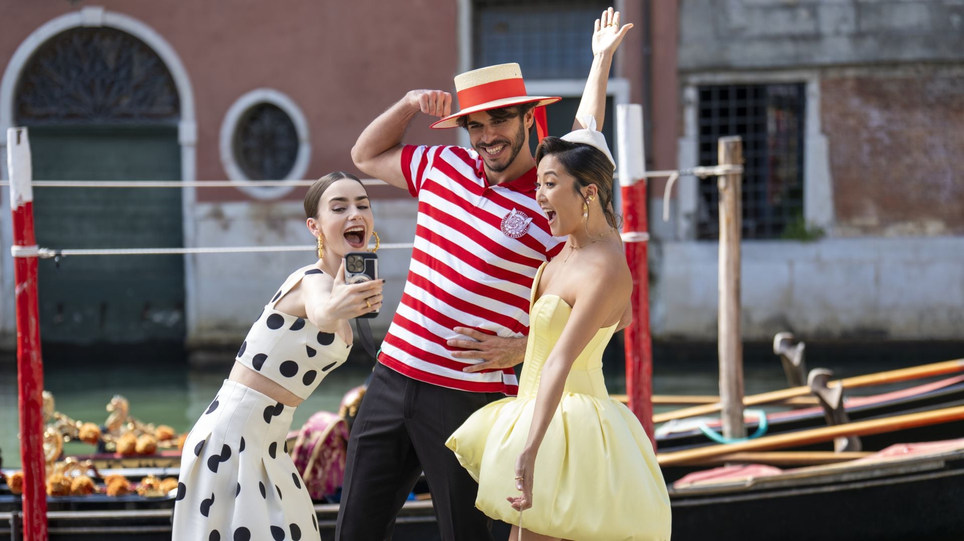 Nuevos escenarios como Roma y Venecia enriquecen la propuesta visual de la quinta temporada (Netflix)