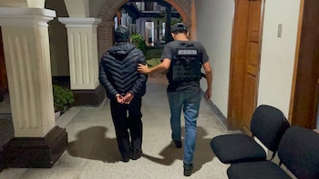 La Policía Nacional Civil de Guatemala capturó en Tecpán, Chimaltenango, a Víctor “N”, acusado de fingir su secuestro para exigir un rescate de Q30 mil, casi USD 4,000. (Cortesía: PNC de Guatemala)