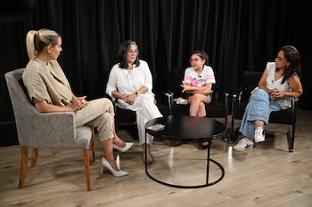 Angeles, Adriana y Eve charlaron