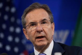 La mandataria mantiene al diplomático en su equipo luego del relevo en la sede mexicana en Estados Unidos y adelanta que le asigna una responsabilidad distinta, descrita como de mayor alcance dentro de su administración. EFE/Lenin Nolly