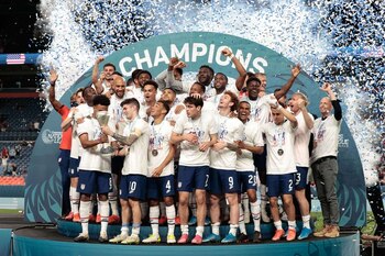 Selección de fútbol de Estados