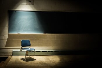 El rol del maestro evoluciona en la era digital: más que transmitir conocimientos, ahora los docentes acompañan, orientan y ayudan a los estudiantes a desarrollar pensamiento crítico y propósito de vida