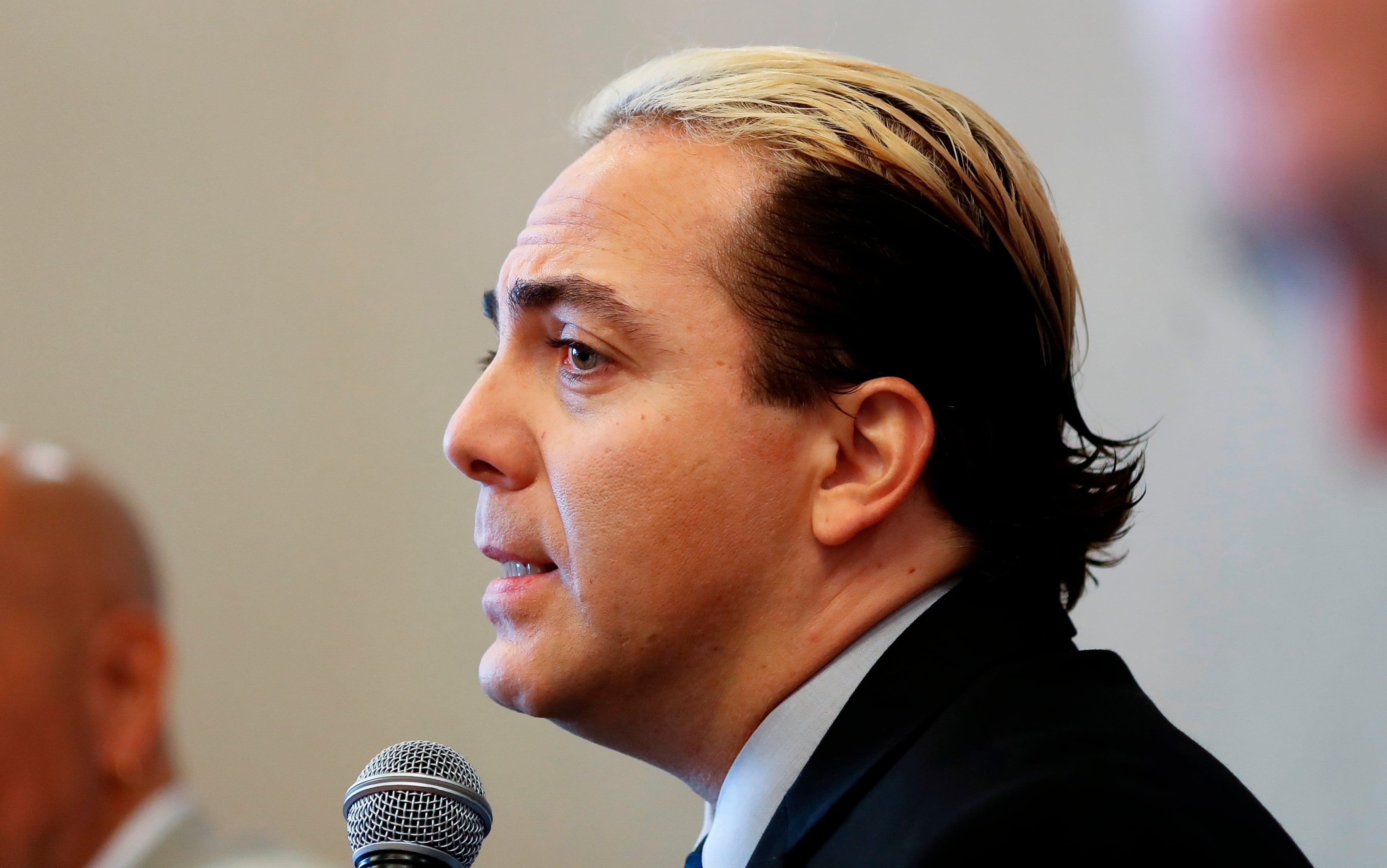 En la imagen, el cantante y actor Cristian Castro. EFE/David Fernández/Archivo