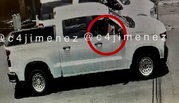 Agentes de la FGR roban cargamento de cocaína (Foto: Twitter@c4jimenez)
