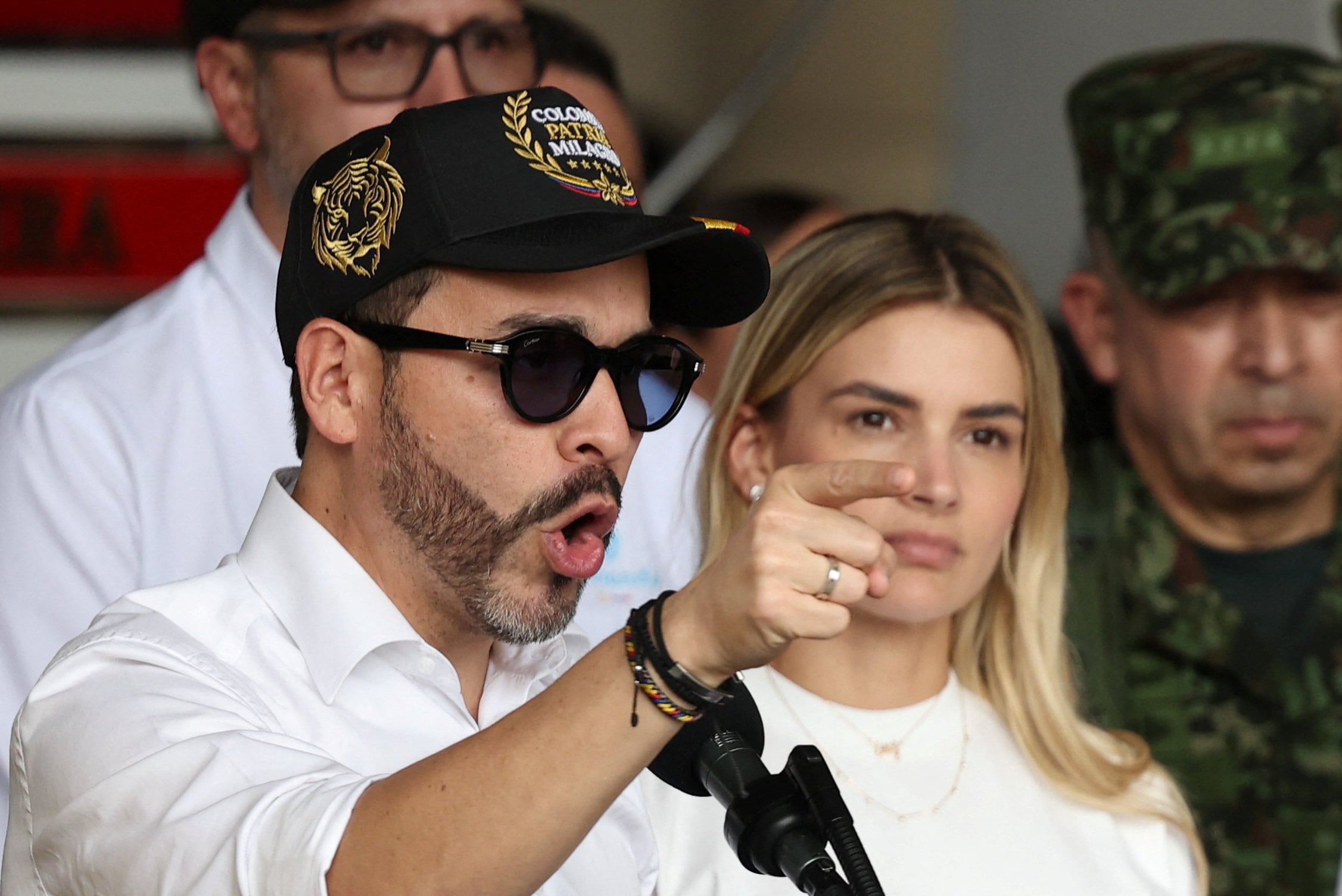 El presidente Abelardo de la Espriella envió un mensaje de aliento a los pereiranos y aseguró que el Gobierno está comprometido con la reconstrucción de la ciudad - crédit Luisa González/Reuters