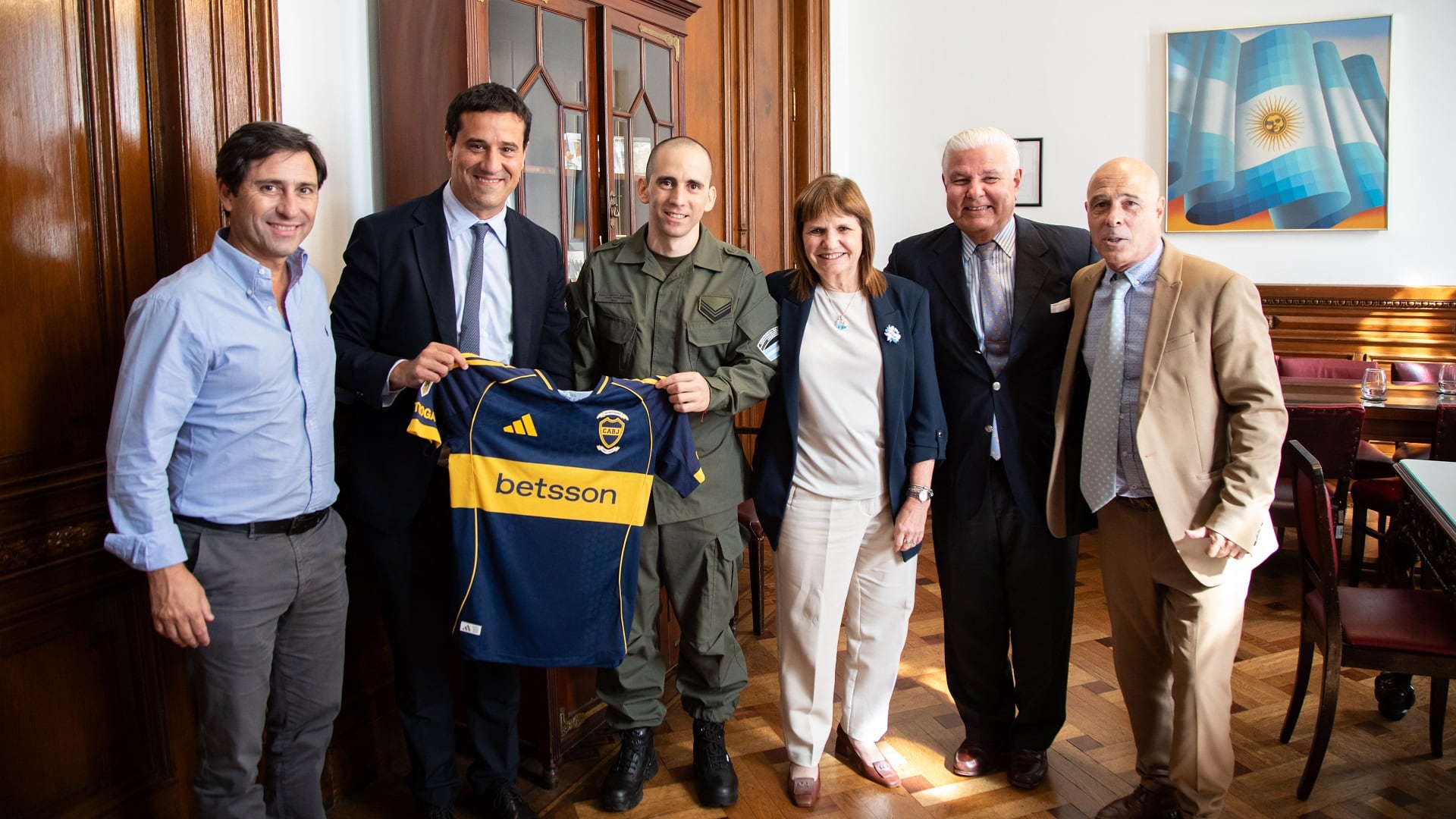 Patricia Bullrich recibió a Nahuel Gallo en el Senado