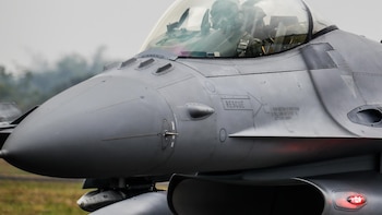Mueren dos pilotos del Ejército de Taiwán en un accidente durante un entrenamiento