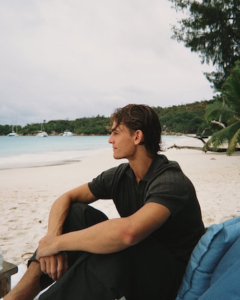 Las vacaciones de Nico Paz y su pareja Emma Ramirez en Seychelles