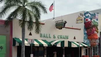 Este bar cubano de Little Havana fue elegido entre los mejores de Estados Unidos