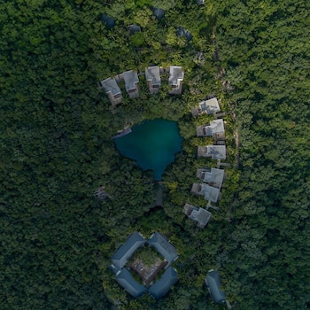 13/08/2026 México.- Grupo Satli rebautiza su complejo de Riviera Maya como Blue Diamond Wellness Resort.
El establecimiento Blue Diamond Luxury Boutique Hotel, situado en la Riviera Maya (México), ha anunciado el cambio oficial de su denominación comercial a 'Blue Diamond Wellness Resort' con el objetivo de consolidar su posicionamiento en el segmento del bienestar integral y el turismo sostenible.
ESPAÑA EUROPA MADRID ECONOMIA
GRUPO SATLI