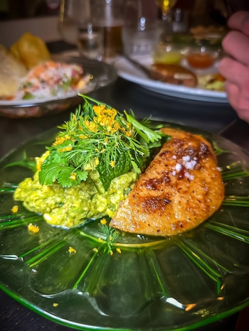 La carta de Popoca fusiona recetas clásicas y platos innovadores que integran ingredientes de origen californiano y herencia migrante. (Cortesía: Popoca)