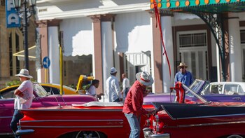 Ante la crisis, Cuba busca atraer inversión extranjera para reactivar a su decaído sector industrial