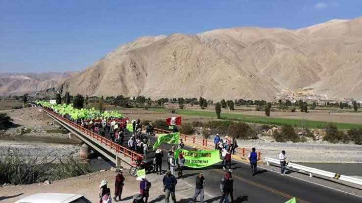Manifestaciones en Arequipa exigen detener operaciones del proyecto Tía María. (Foto: Diario El Pueblo)
