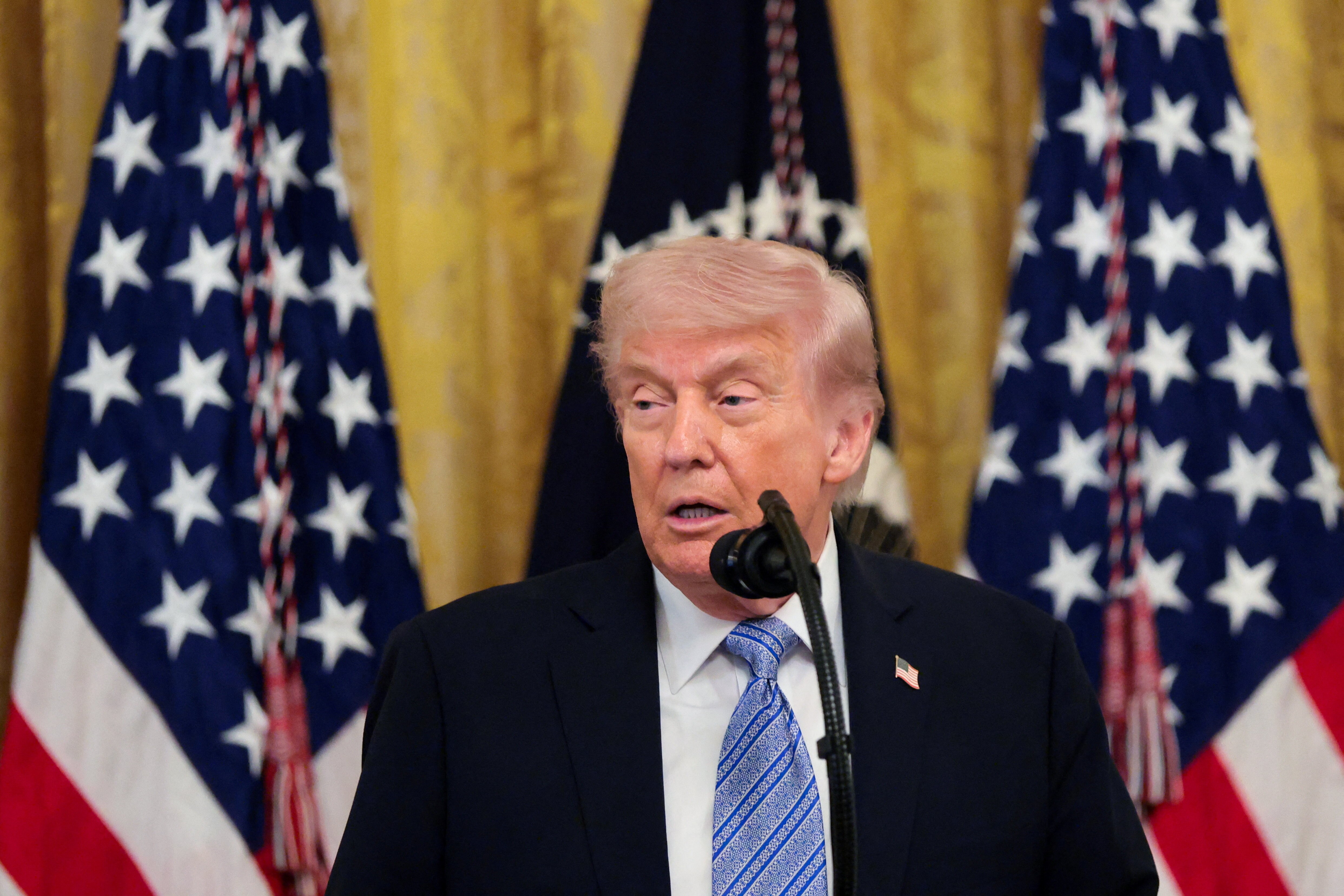 Trump suspende temporalmente la escolta en Ormuz mientras continúan las negociaciones con Irán — image 2
