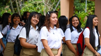 El Salvador prepara a sus