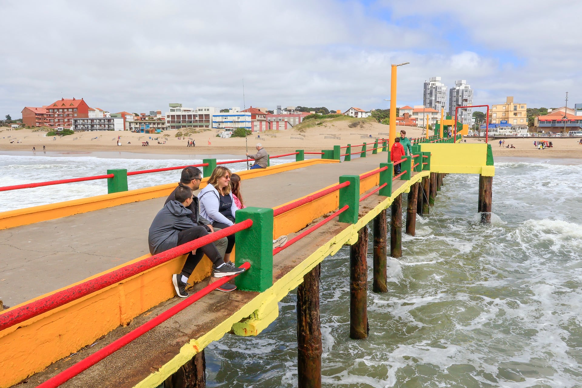 El hecho ocurrió en cercanías del muelle de Villa Gesell (Foto: Pablo Kauffer)