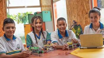 Gloria Medellín Sánchez de Fundación Manuelita: “Nosotros le damos la voz a los niños, a las familias y a los docentes”