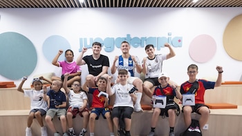 LaLiga FC Pro y Fundación Juegaterapia celebran una jornada de 'esports' junto a niños en tratamiento oncológico