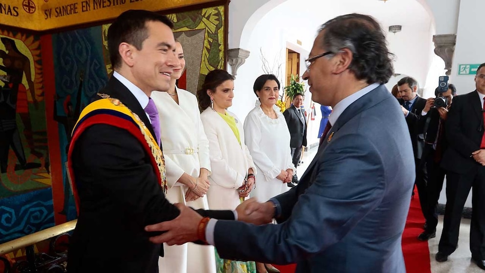 Ecuador impone una tasa del 30% a las importaciones colombianas en medio de crecientes tensiones diplomáticas