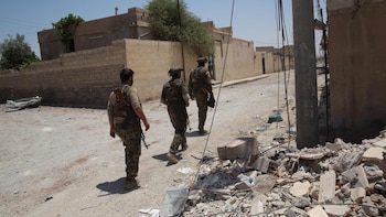 Detenidos tres miembros de Estado