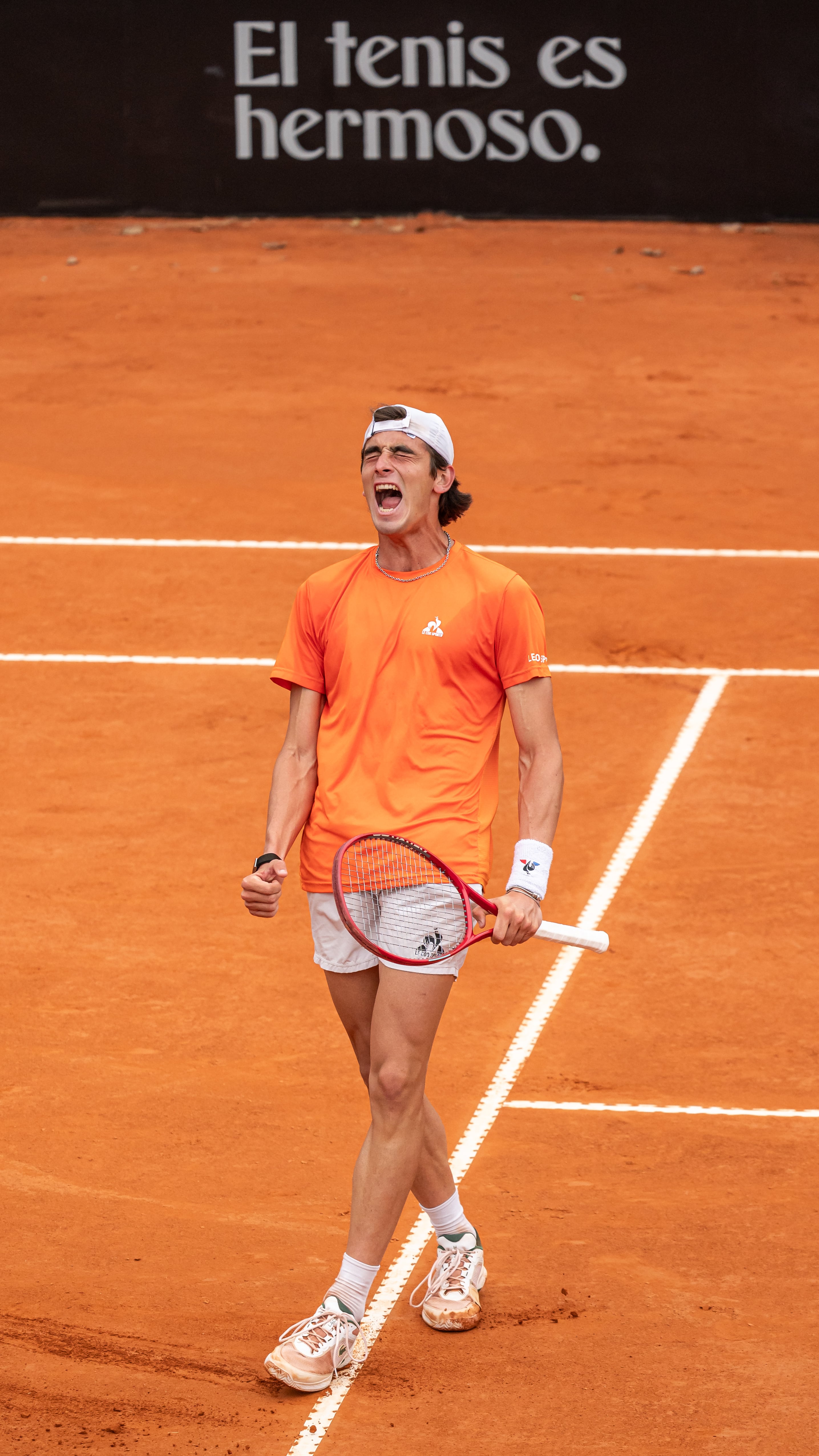 La Serna fue superior en el tercer set y obtuvo su primer titulo en la categoría (Crédito: Prensa AAT)