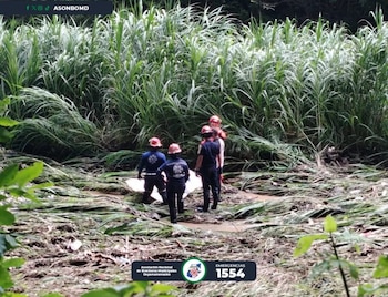 La Conred alertó que las lluvias podían causar crecidas repentinas de ríos, inundaciones, lahares, movimientos en masa y daños en la red vial. (Cortesía: Bomberos Municipales Departamentales)