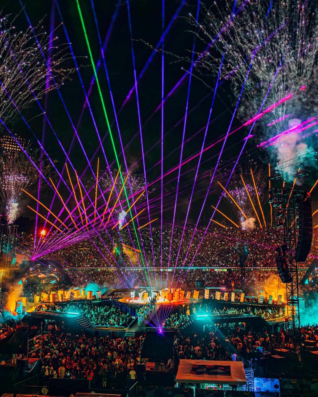 El artista invitó a convertir ese entusiasmo en donaciones a favor de su fundación, impulsando así un mensaje de solidaridad - crédito @jbalvin / Instagram