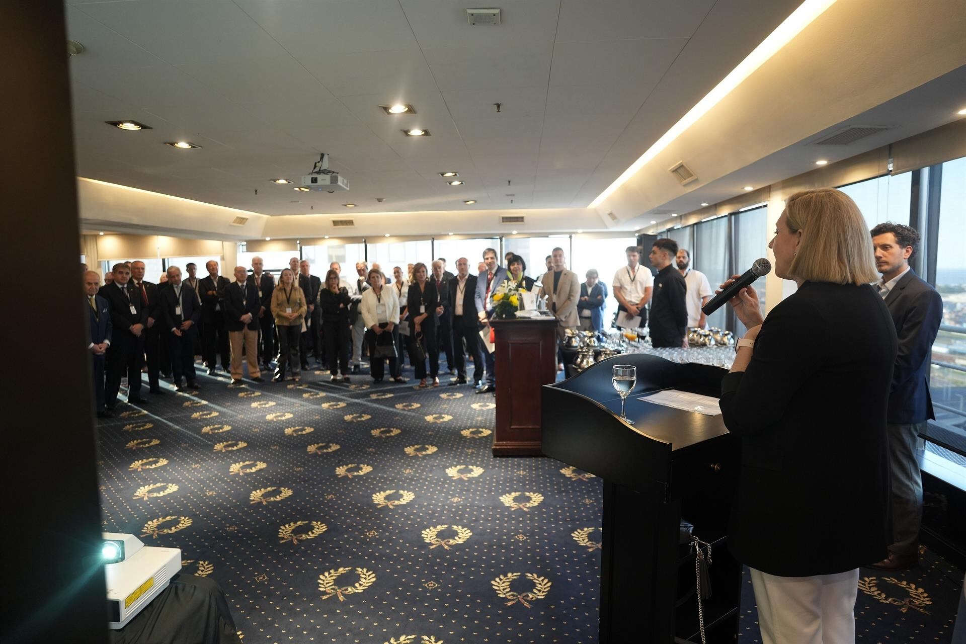 Blanco anima a empresarios argentinos a «apostar» por CyL, «una tierra de oportunidades y buen lugar para invertir»