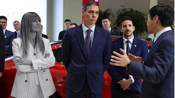 Begoña Gómez ya no podrá acompañar a Pedro Sánchez en sus viajes oficiales al extranjero tras la retirada de su pasaporte: de Bruselas a las futuras cumbres