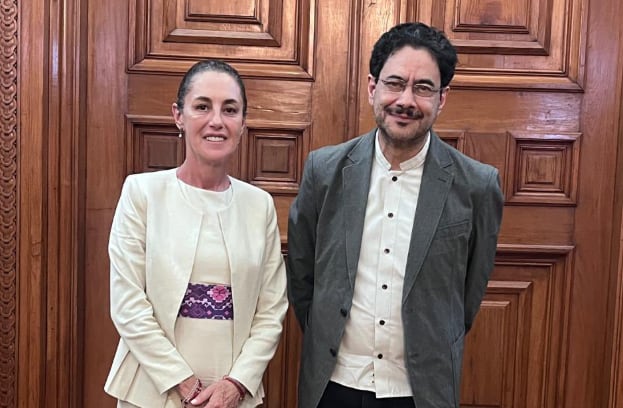 En noviembre de 2025, Iván Cepeda se encontró con la presidenta de México, Claudia Sheinbaum y aseguró que estaba buscando una alianza internacional para fortalecer las relaciones de Colombia - crédito @IvanCepedaCast/X