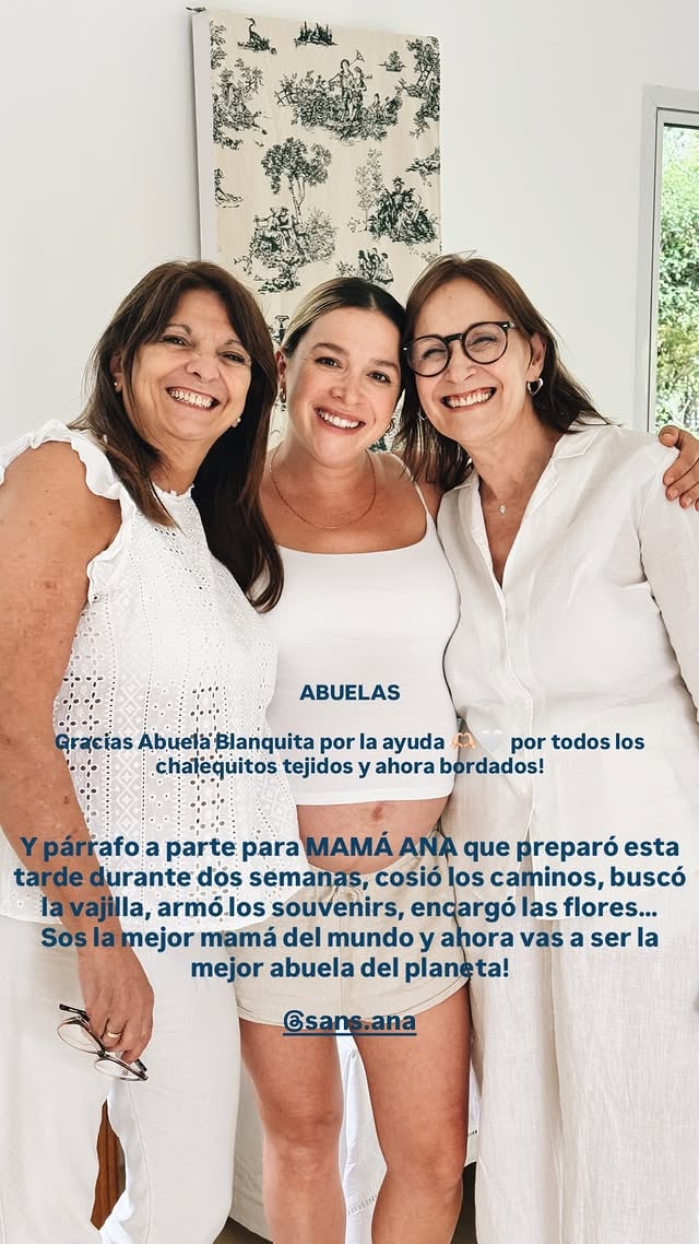 Sofía junto a la mamá de su pareja y la propia, Ana Sans (Instagram)