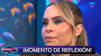Magaly Medina y Ethel Pozo protagonizan uno de los momentos más emotivos de la televisión: “Sí tengo límites”. Captura: Magaly TV La Firme.