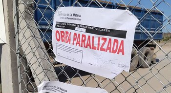 El cartel de clausura que