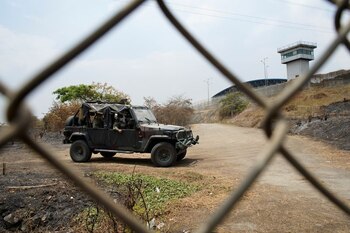 Se recomienda a Lasso emitir