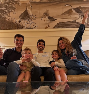Famosos celebran 2025