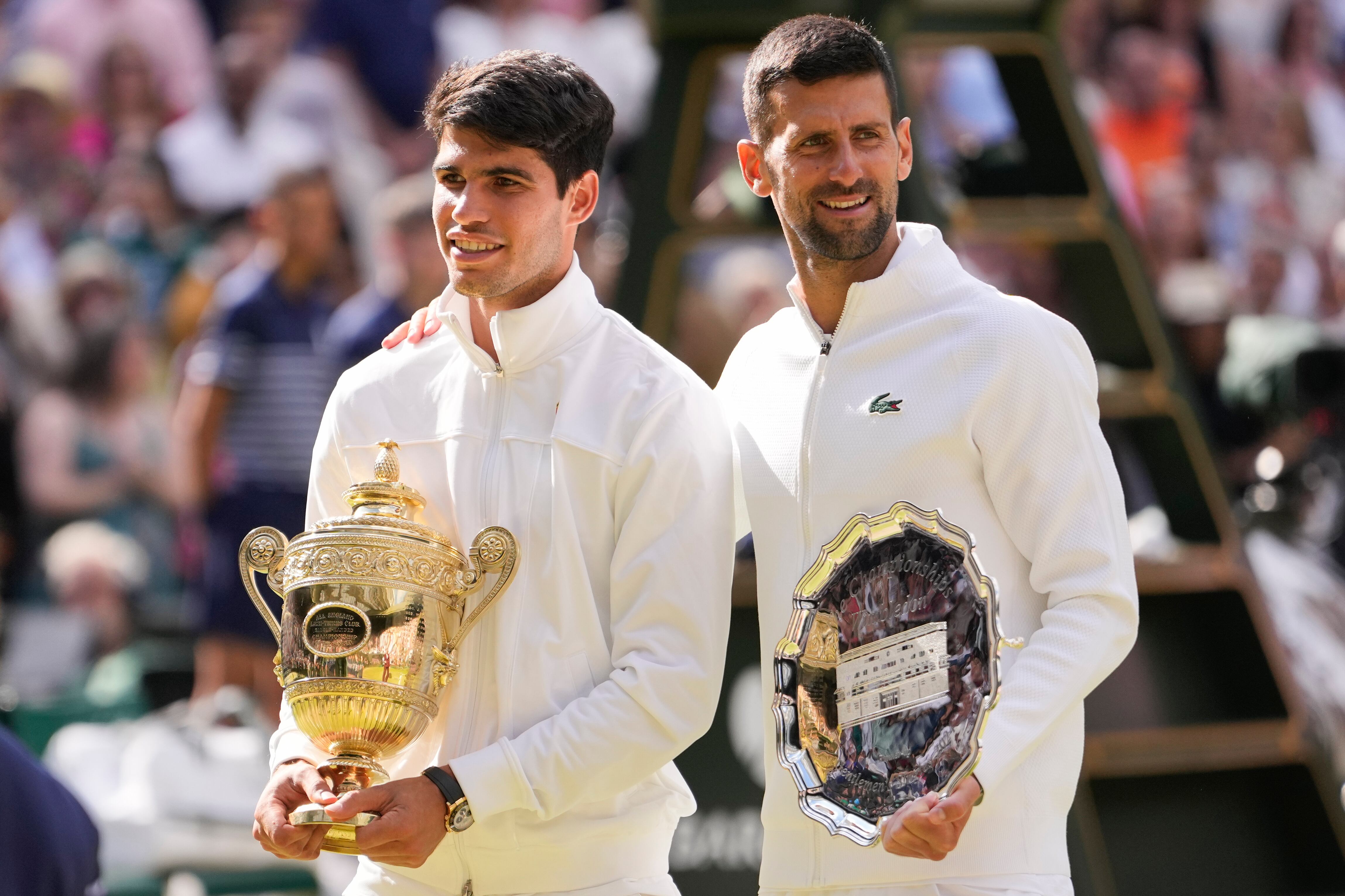 Al igual que en 2023, Alcaraz se impuso en la final de Wimbledon de 2024 frente a Djokovic (AP Foto/Alberto Pezzali)