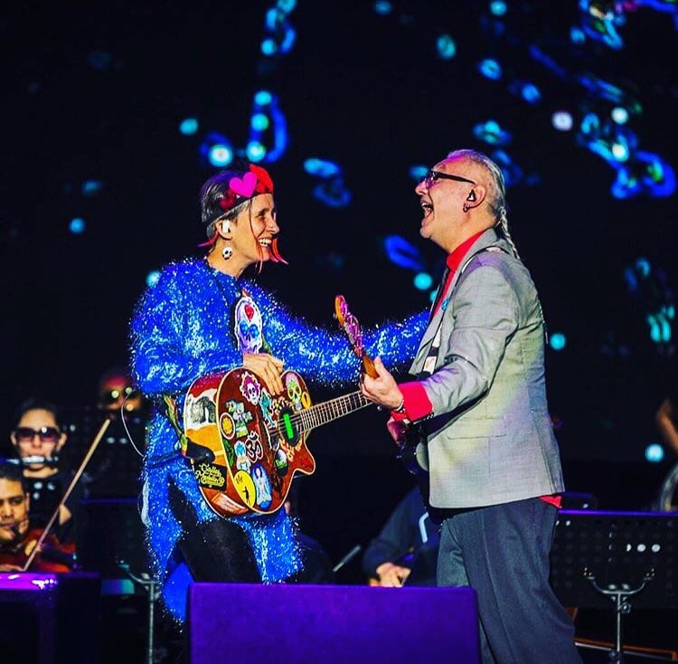 Sabo Romo ha trabajado con artistas como Charly García, Soda Stereo, Aleks Syntek, Benny Ibarra, Moenia, Aterciopelados y Ely Guerra, entre muchos otros