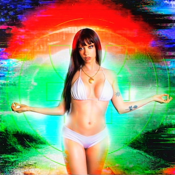 ULTRA, el primer larga duración de Six Sex, reúne elementos de neoperreo, hard dance, electroclash y techno distorsionado - crédito @sixsex_bb/Instagram