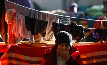 Un migrante en el centro