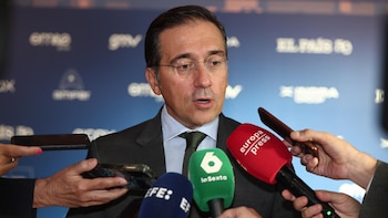 Albares ve "sorpresivo" el saludo de Delcy Rodríguez a Sánchez y dice que éste no fue a la recepción de Trump por agenda