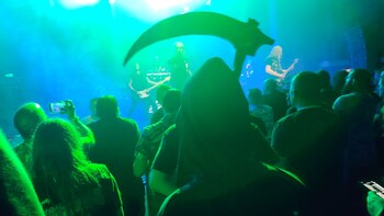 Parcas sangrientas: otro fan disfrazado