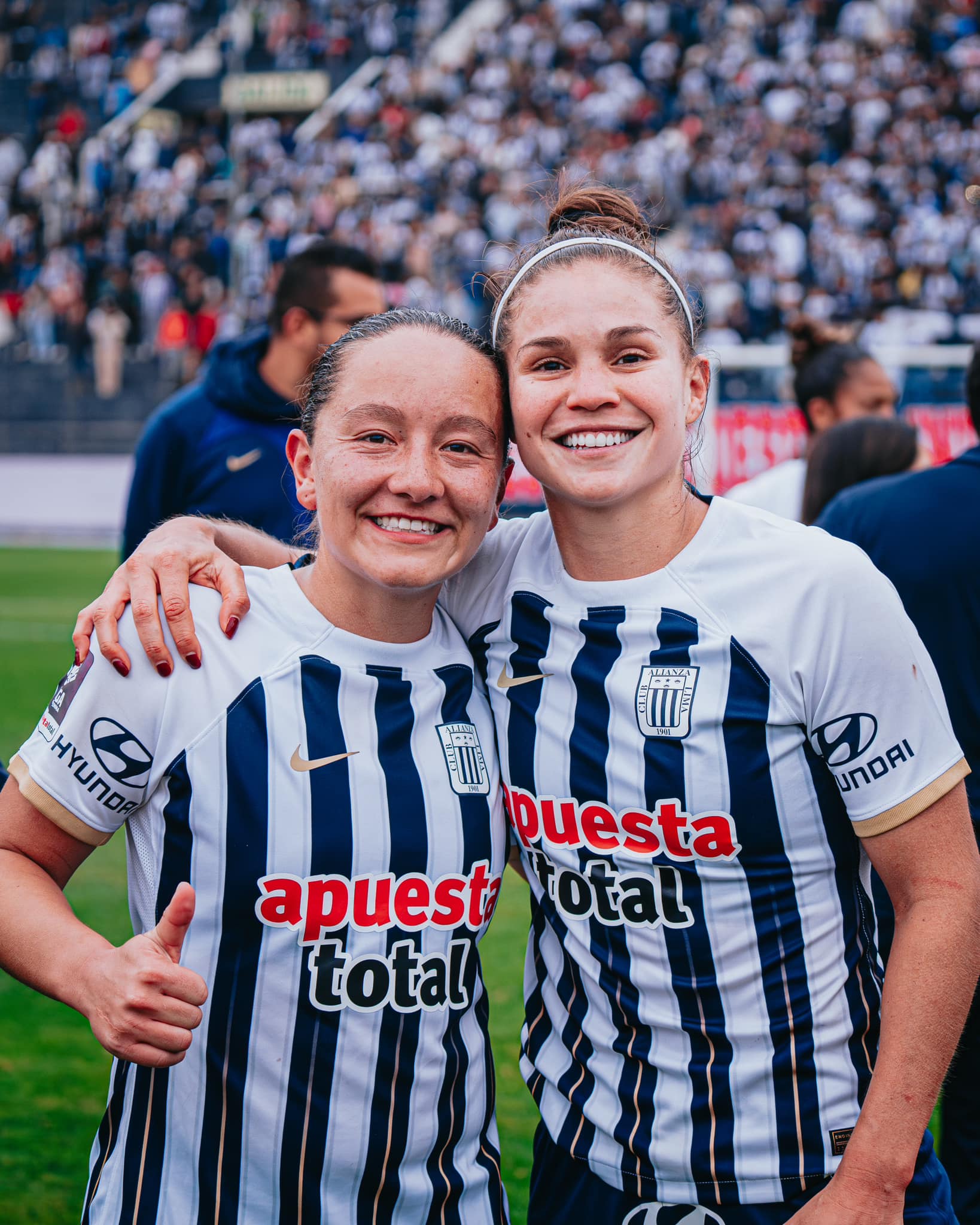 Angie Castañeda y Adriana Lúcar son dos de las exponentes de Alianza Lima. - créditos: Alianza Lima