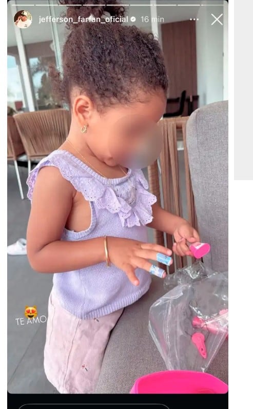 Jefferson Farfán se muestra más cercano a su hija tras anuncio del segundo embarazo de Darinka Ramírez. Infobae Perú / Captura: IG