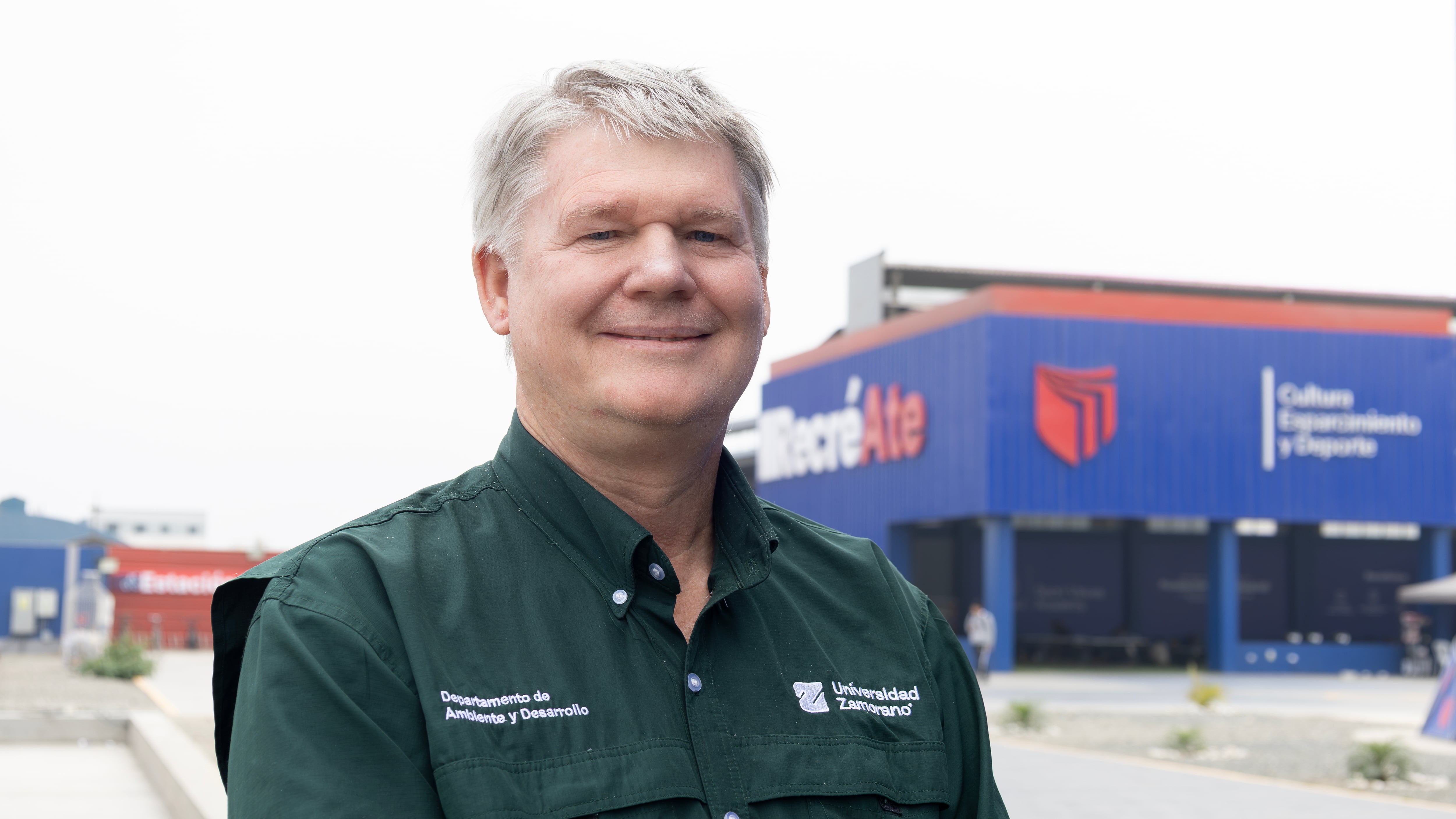 Eric van den Berghe, ecólogo e investigador internacional especializado en biodiversidad y conservación de la Universidad Zamorano, en Honduras. Foto: Infobae Perú